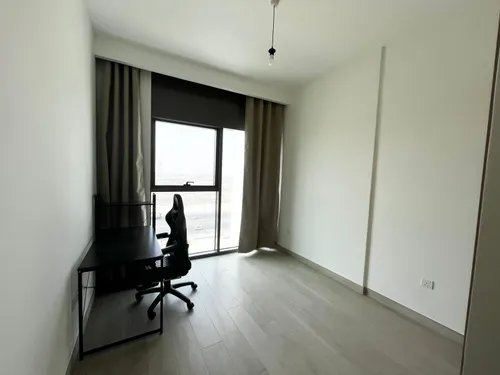 3 Bedrooms Apartment in Azizi Pearl