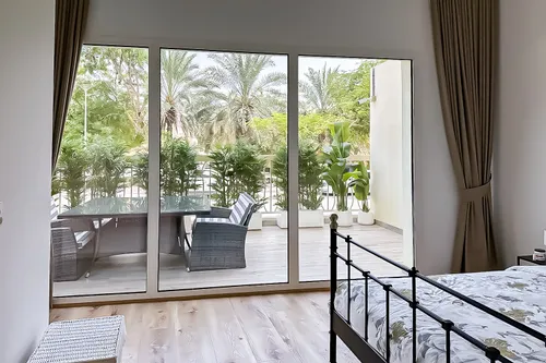 2 Bedrooms Apartment in Edmonton Elm