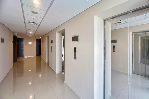  Apartment in Carson A
