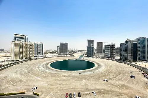 1 Bedroom Apartment in Hub Canal 1