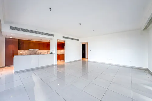 Prime Location | Park Access | Large Layout