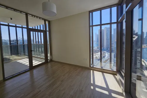 2 Bedrooms Apartment in Canal Bay