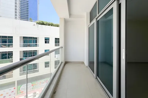 Chiller Free | Balcony | Exclusive