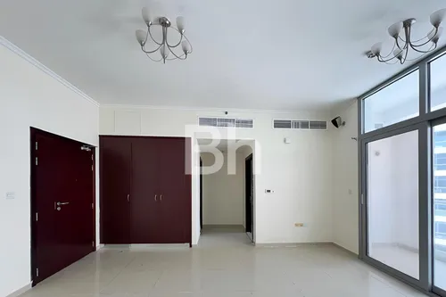 Apartment in DEC Tower 3