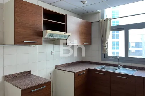 Apartment in DEC Tower 3