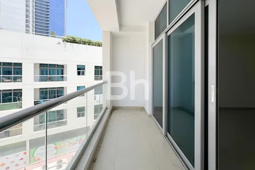 Apartment in DEC Tower 3