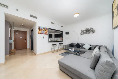 2 Bedrooms Apartment in Dorra Bay
