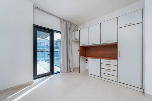3 Bedrooms Apartment in Binghatti Creek