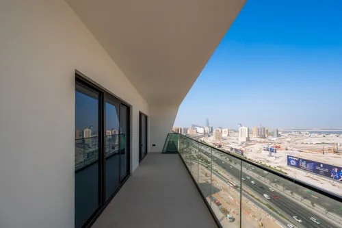 3 Bedrooms Apartment in Binghatti Creek