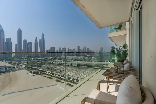 2 Bedrooms Apartment in Sunrise Bay Tower 1