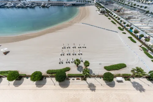 2 Bedrooms Apartment in Sunrise Bay Tower 1