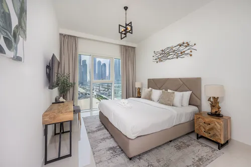2 Bedrooms Apartment in Sunrise Bay Tower 1