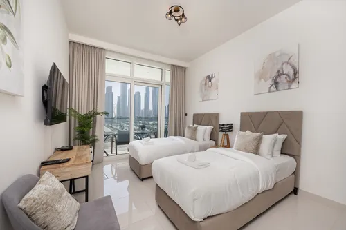 2 Bedrooms Apartment in Sunrise Bay Tower 1