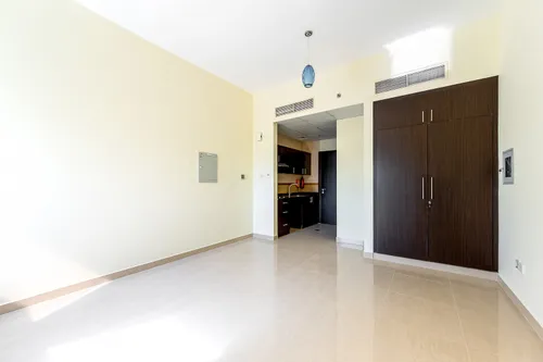  Apartment in Infinity Building