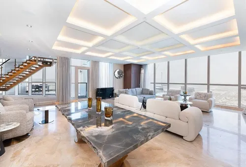 4 Bedrooms Apartment in 23 Marina