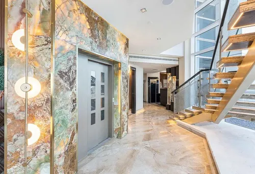 4 Bedrooms Apartment in 23 Marina