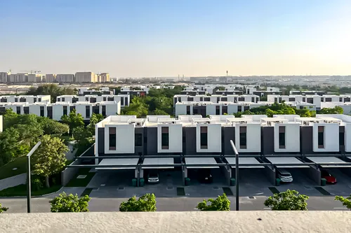 2 Bedrooms Apartment in The Gate 2