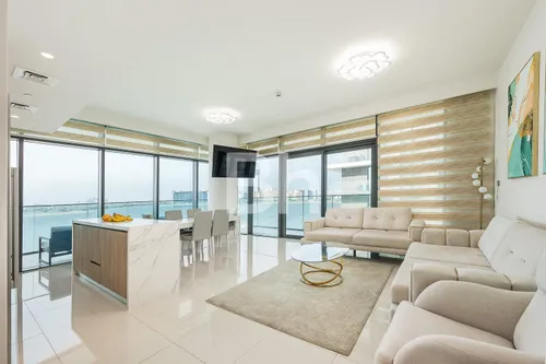 Palm View | Corner unit | Vacant