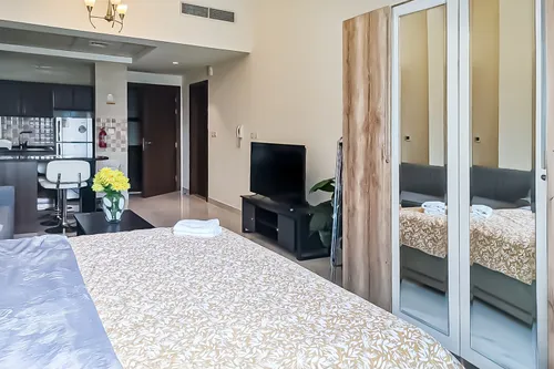 Apartment in Sydney Tower