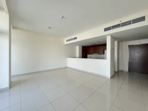 2 Bedrooms Apartment in Mulberry 2