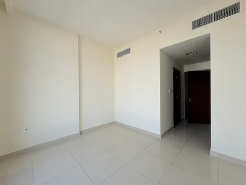 2 Bedrooms Apartment in Mulberry 2