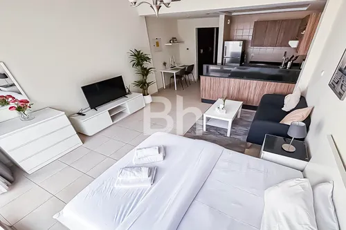 Apartment in Burj Al Nujoom
