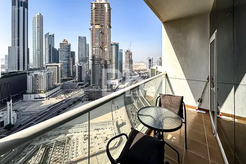 Apartment in Burj Al Nujoom