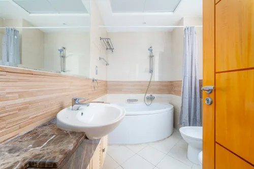 2 Bedrooms Apartment in Trident Waterfront