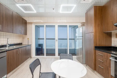 4 Bedrooms Apartment in Elite Residence
