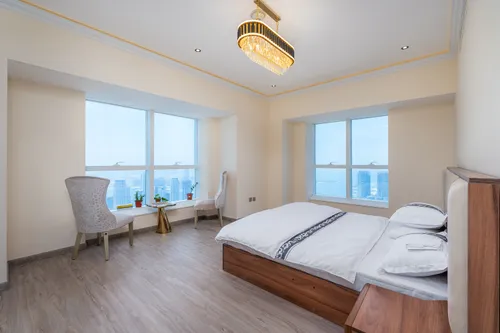 4 Bedrooms Apartment in Elite Residence