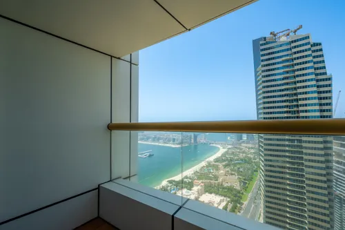 4 Bedrooms Apartment in Elite Residence