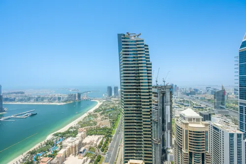 4 Bedrooms Apartment in Elite Residence