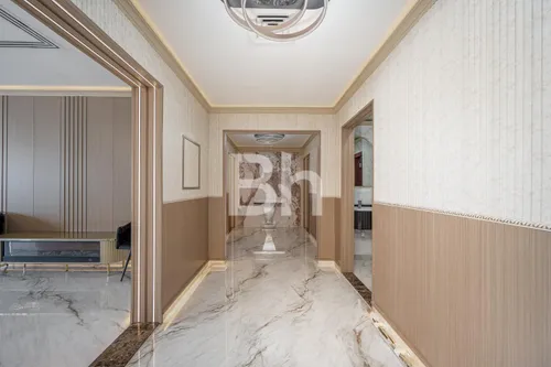 4 Bedrooms Apartment in Elite Residence