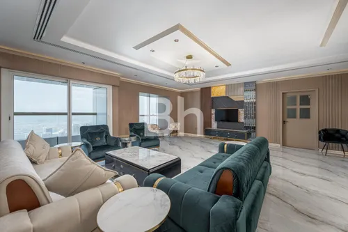 4 Bedrooms Apartment in Elite Residence
