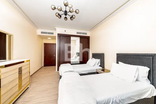 4 Bedrooms Apartment in Elite Residence