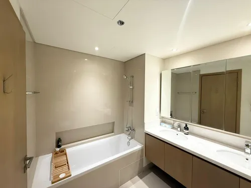 2 Bedrooms Apartment in Harbour Views T1