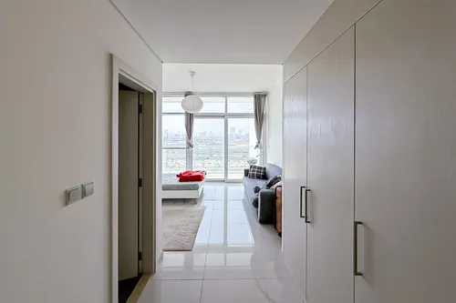 2 Bedrooms Apartment in Carson C