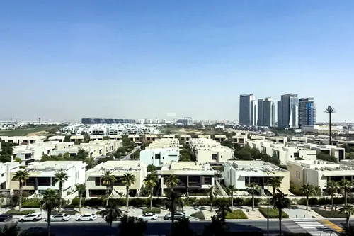 2 Bedrooms Apartment in Carson C