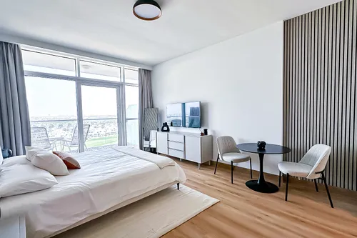 Apartment in Artesia C
