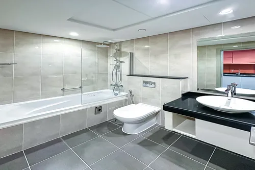 Apartment in Artesia C