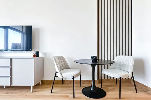 Apartment in Artesia C