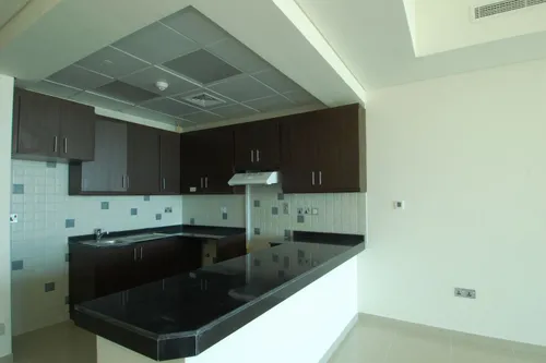 2 Bedrooms Apartment in Hydra Avenue Towers