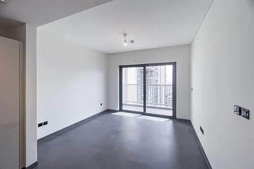 1 Bedroom Apartment in The Crest Tower C