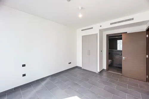 1 Bedroom Apartment in The Crest Tower C