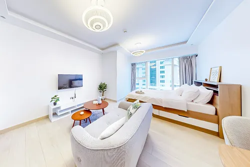 Apartment in Me Do Re Tower