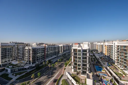 Apartment in Azizi Riviera 33