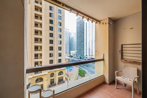 3 Bedrooms Apartment in Sadaf 8