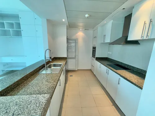 1 Bedroom Apartment in Aurora Tower