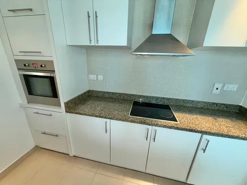 1 Bedroom Apartment in Aurora Tower