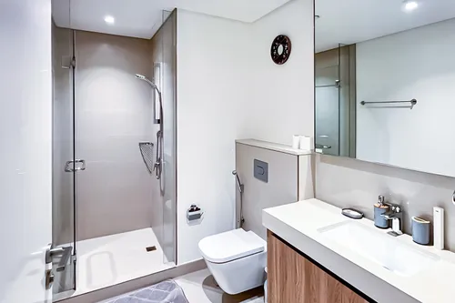 3 Bedrooms Apartment in Downtown Views II Tower 2